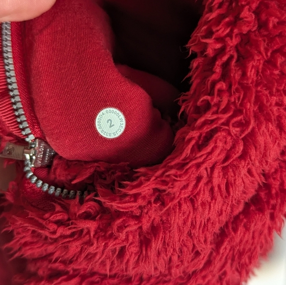 Lululemon Oh So Sherpa Red Full Zip Jacket sz 2 - Picture 6 of 8